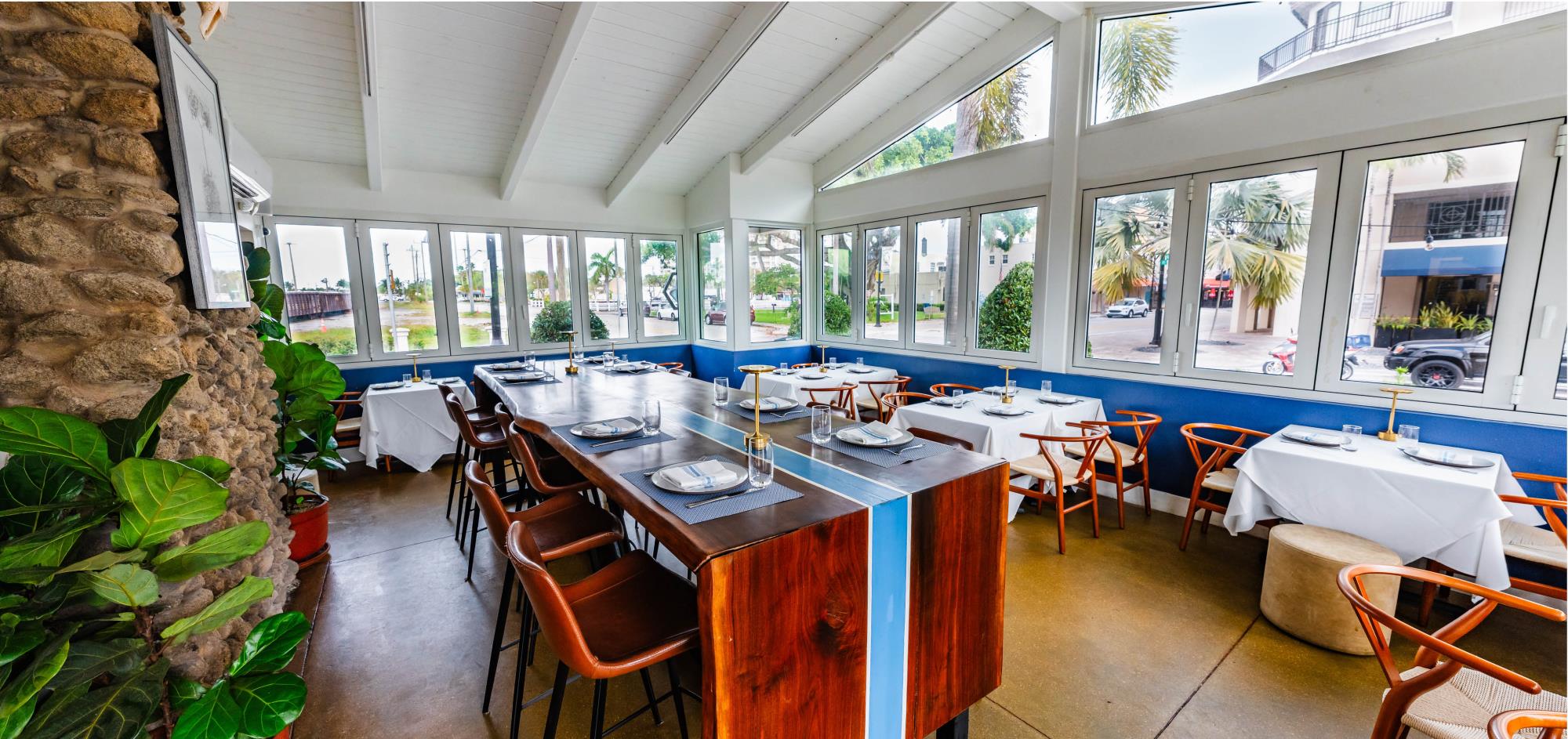 480 E Ocean Interior 1