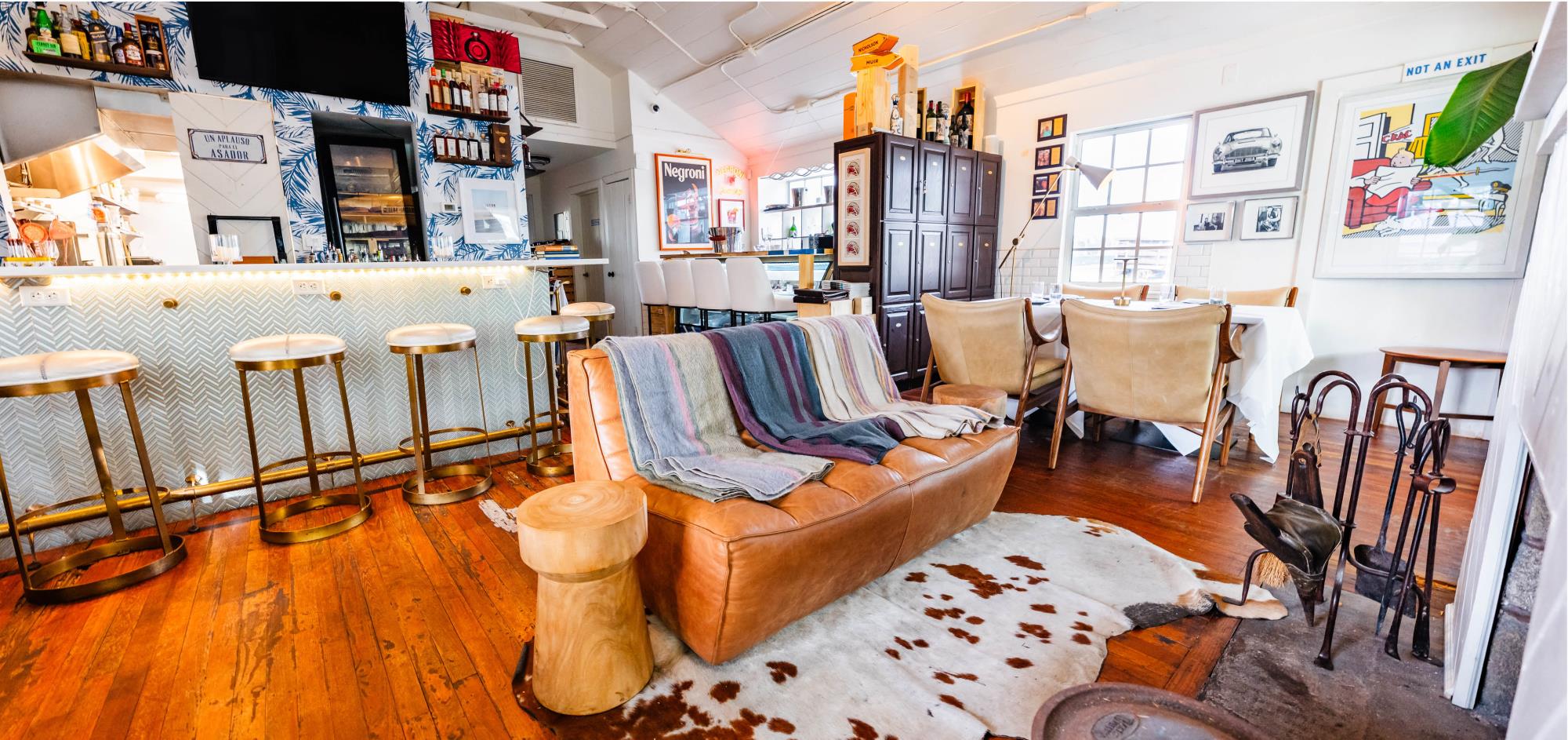 480 E Ocean Interior 2